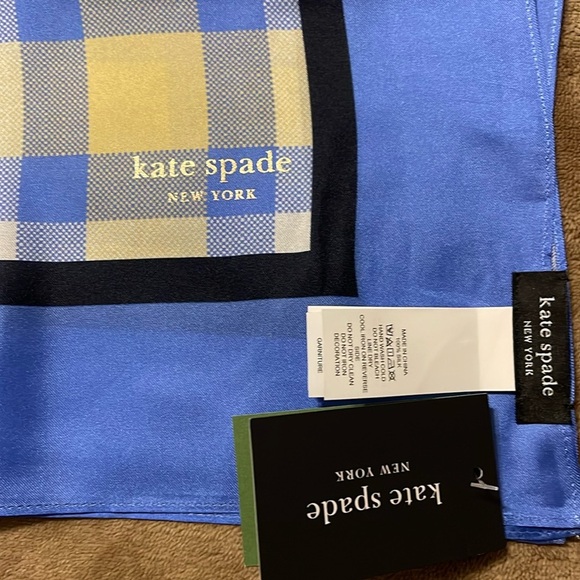 🌹NWT:Kate Spade Blue and Black Scarf - Picture 6 of 8